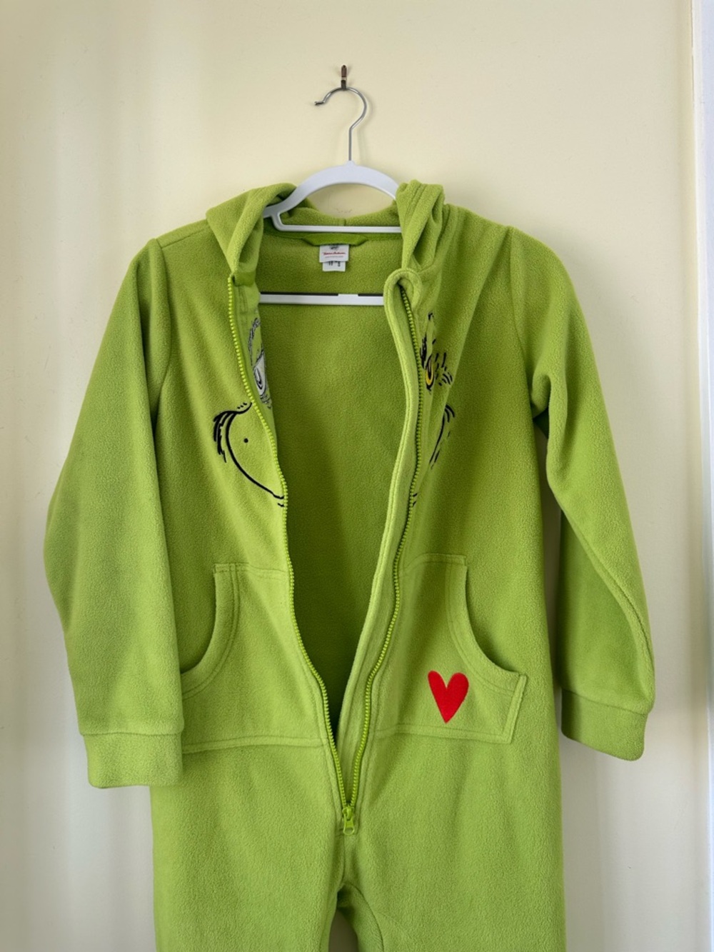 Hanna Andersson “The Grinch” kids size XL Onesie - Picture 8 of 10